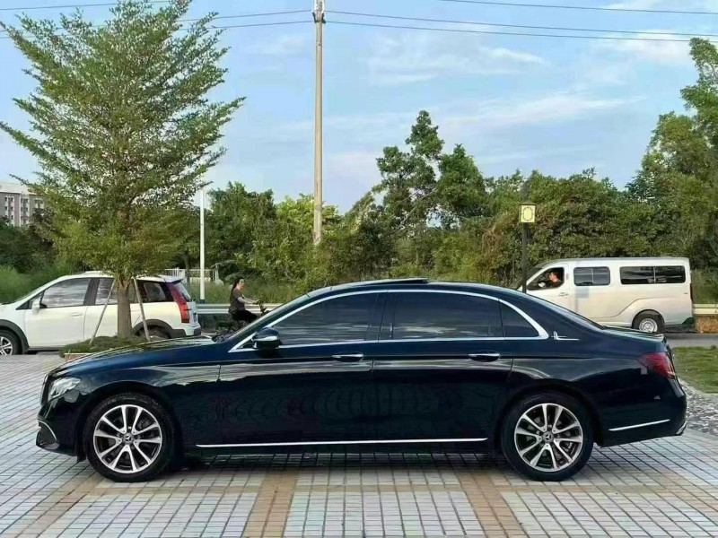 18年江门奔驰E