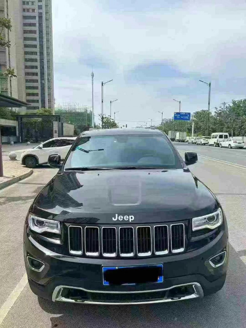 17年铜陵Jeep大切诺基