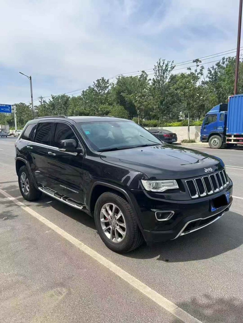 17年铜陵Jeep大切诺基