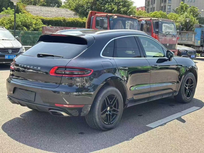 18年金华保时捷Macan