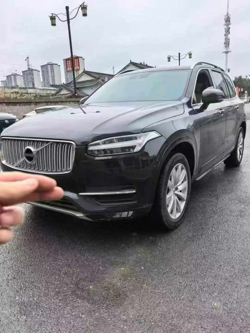 17年重庆市沃尔沃XC90