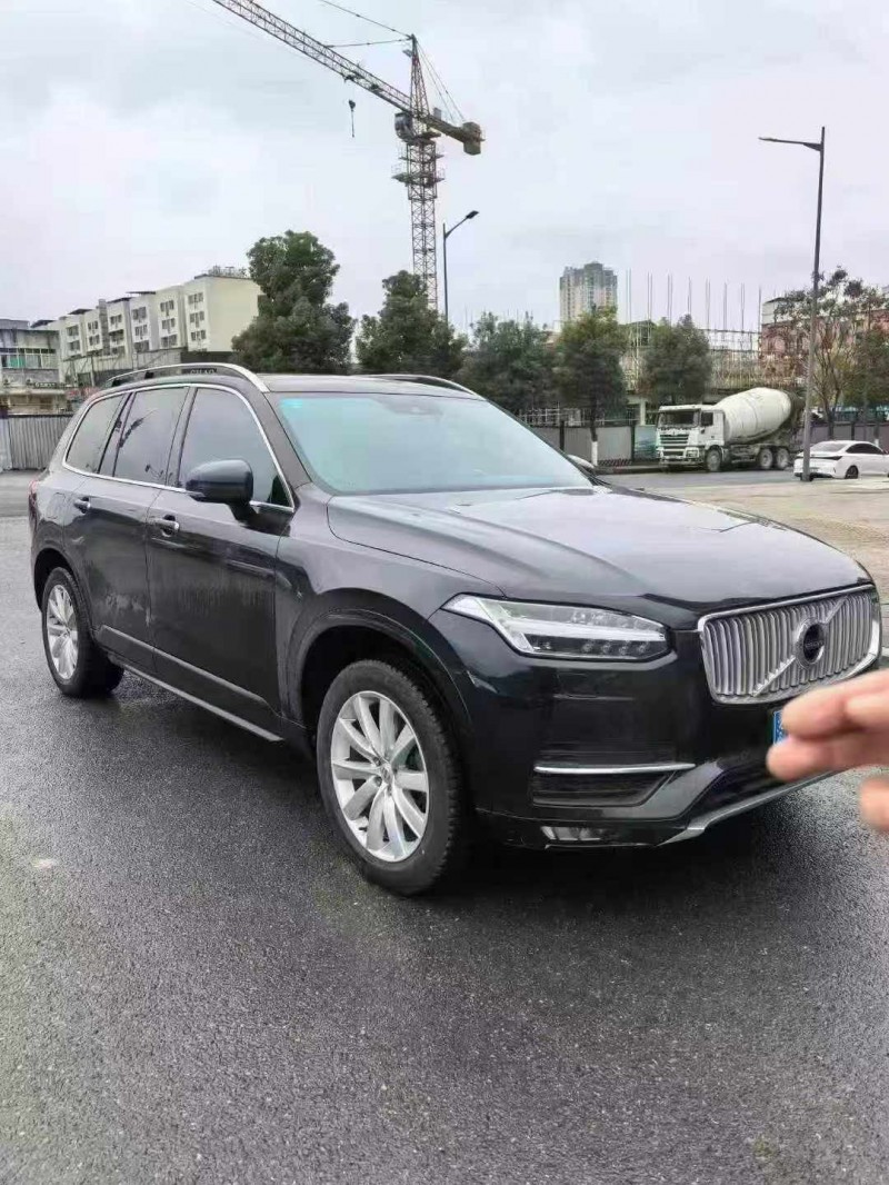 17年重庆市沃尔沃XC90
