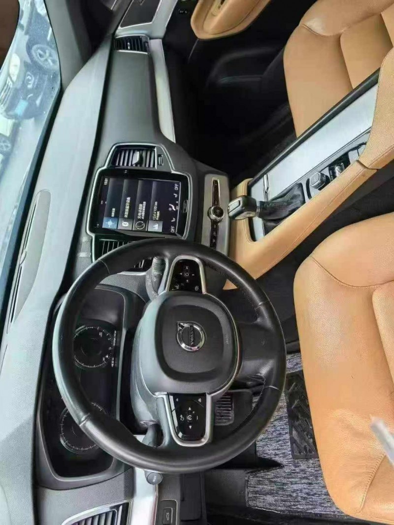17年重庆市沃尔沃XC90