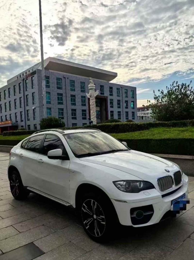 12年枣庄宝马X6