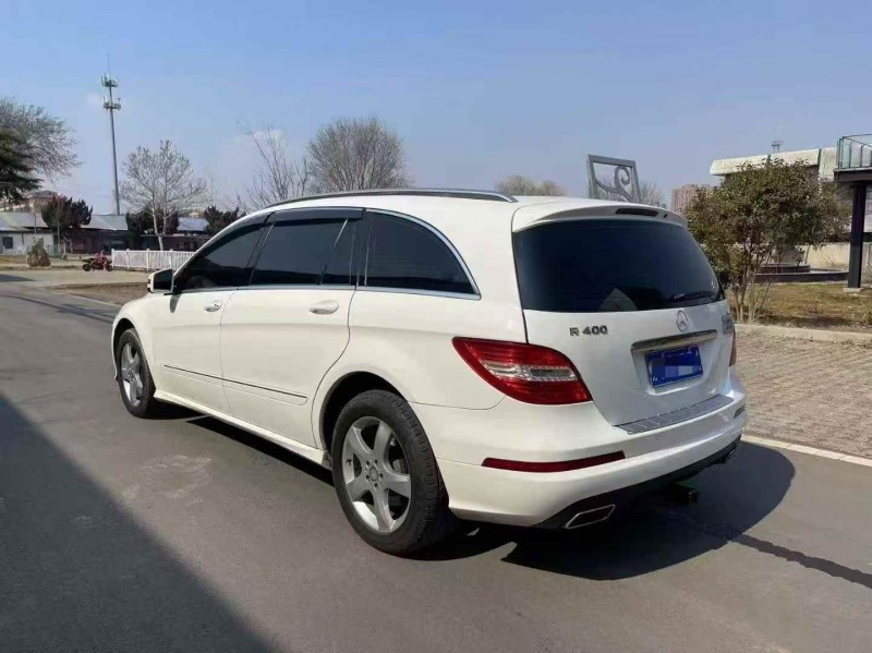 15年东营奔驰R