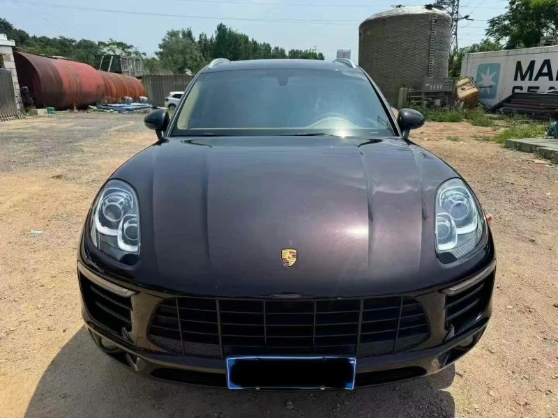 16年枣庄保时捷Macan