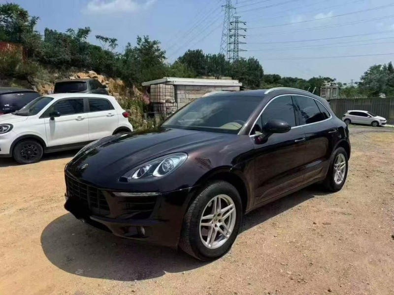 16年枣庄保时捷Macan