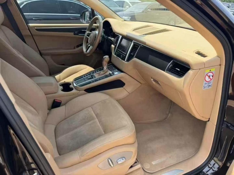16年枣庄保时捷Macan