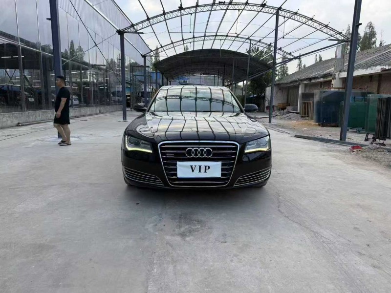 12年徐州奥迪A8L