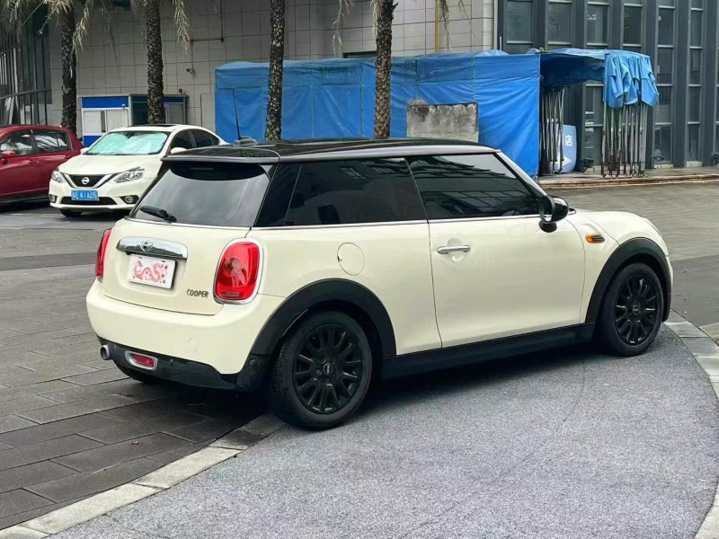 18年佛山宝马MINI