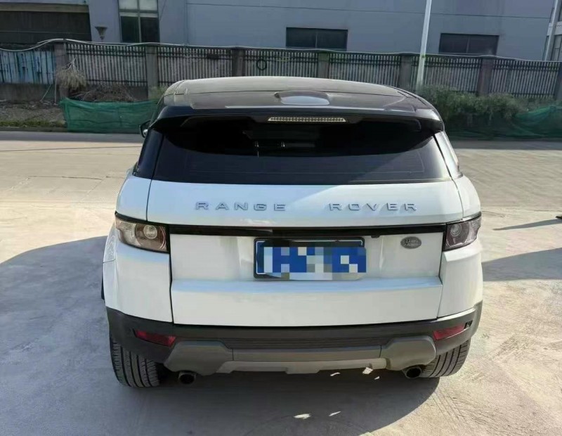 15年绍兴路虎揽胜极光