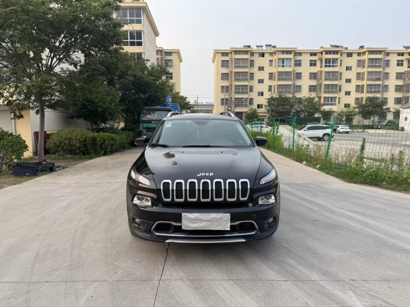 17年徐州Jeep自由光