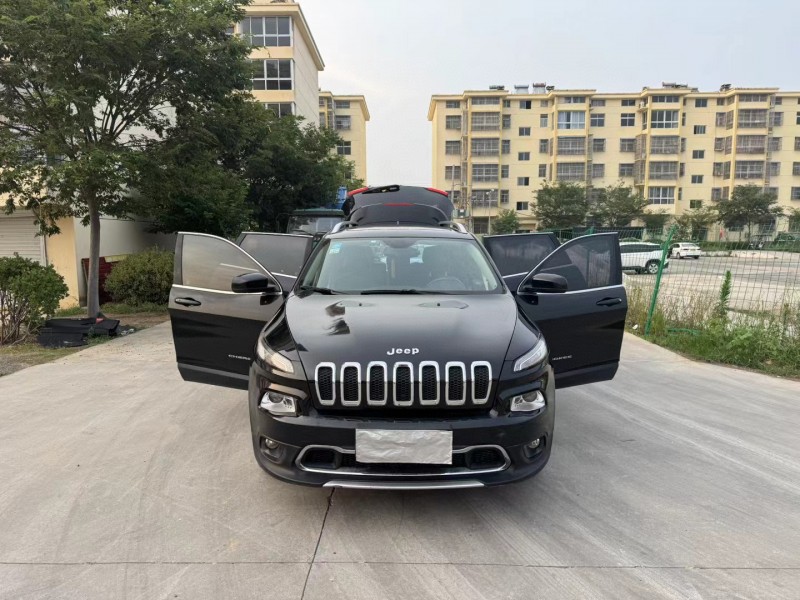 17年徐州Jeep自由光