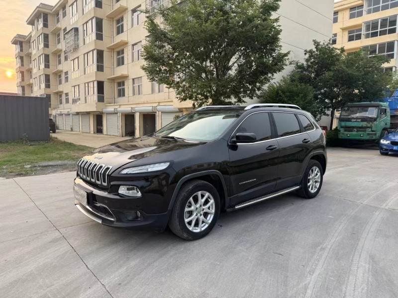 17年徐州Jeep自由光