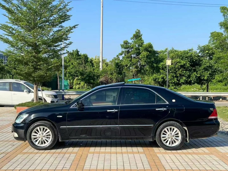 08年汕头丰田皇冠
