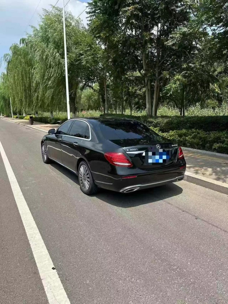20年东营奔驰E