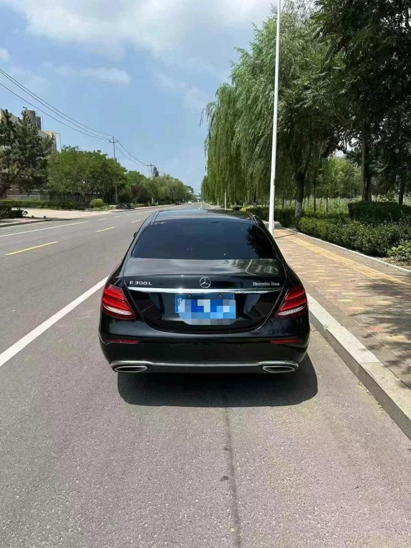 20年东营奔驰E