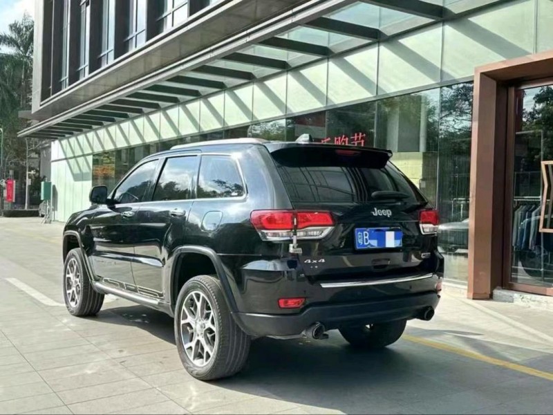 20年深圳Jeep大切诺基