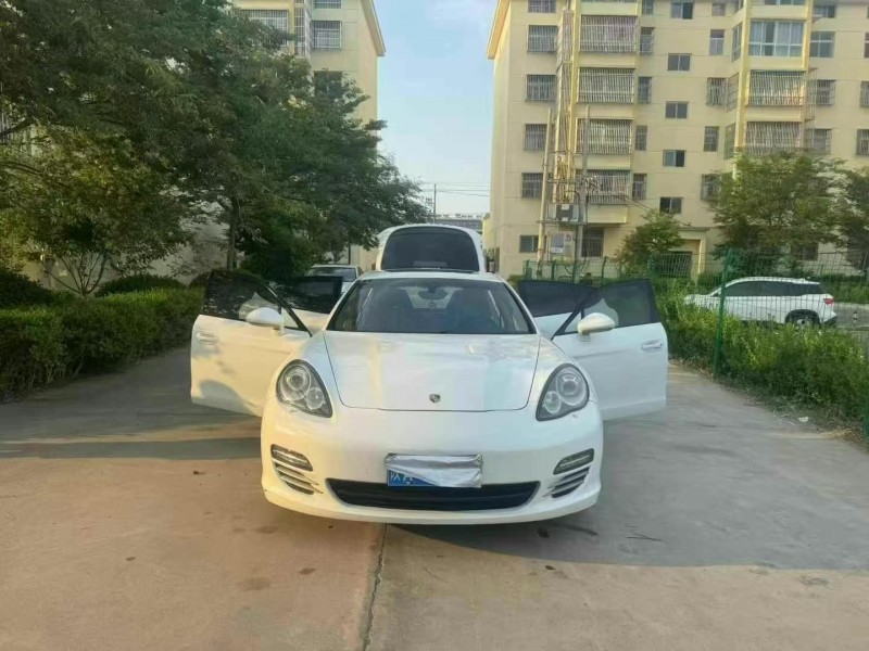 13年徐州保时捷帕拉梅拉