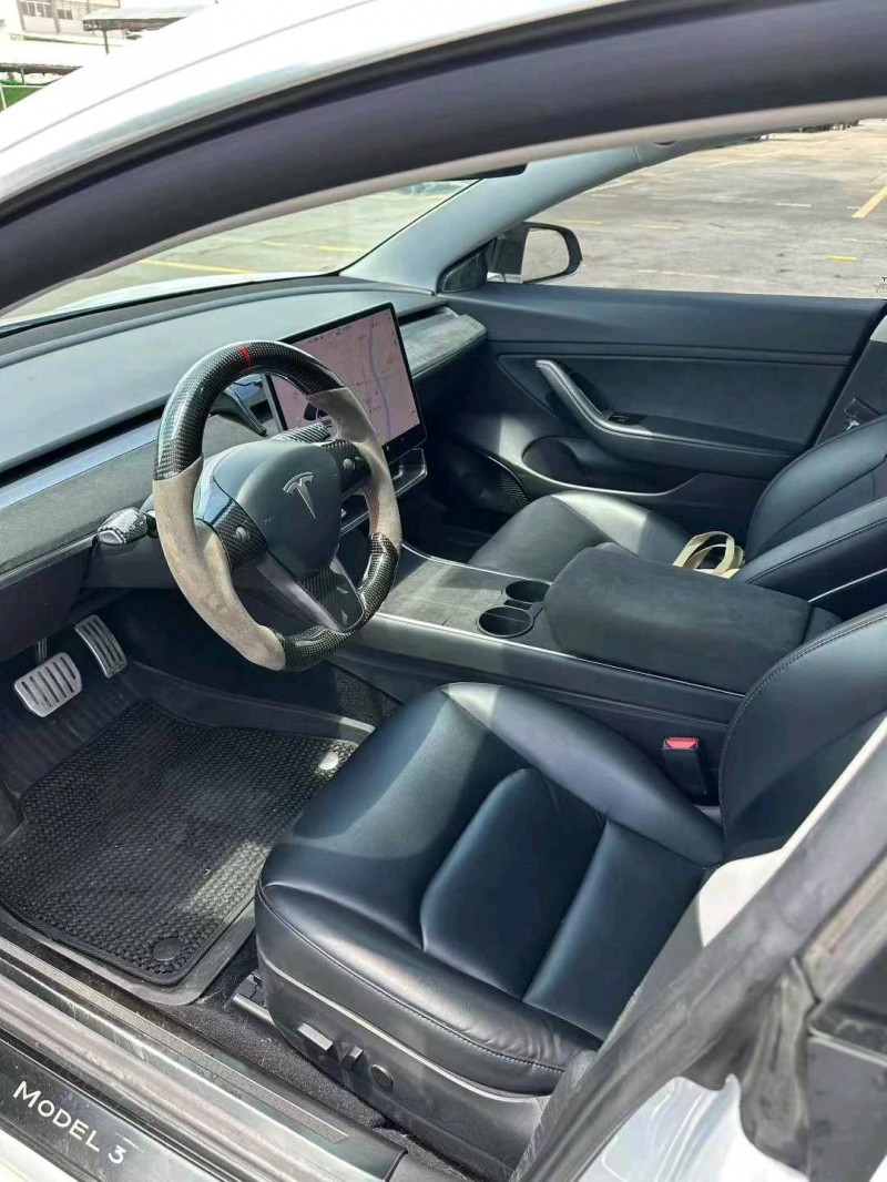 20年中山市特斯拉MODEL 3