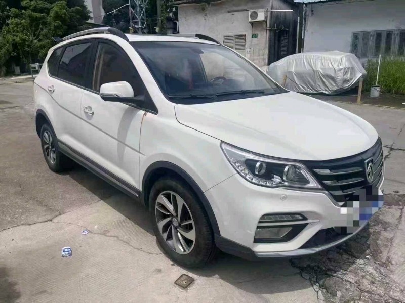 18年中山市宝骏560