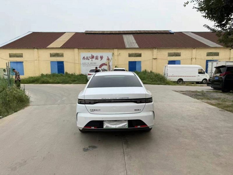 23年徐州比亚迪驱逐舰