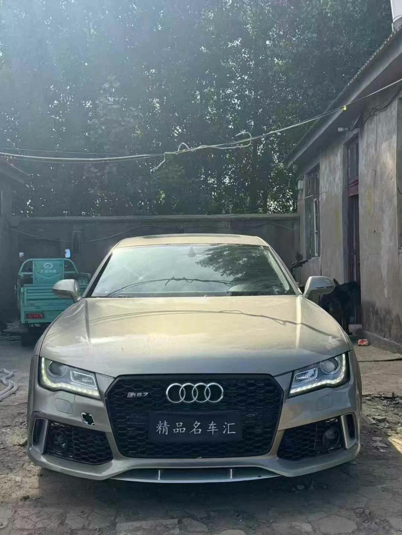 12年青岛奥迪A7