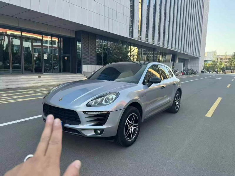14年潍坊保时捷Macan