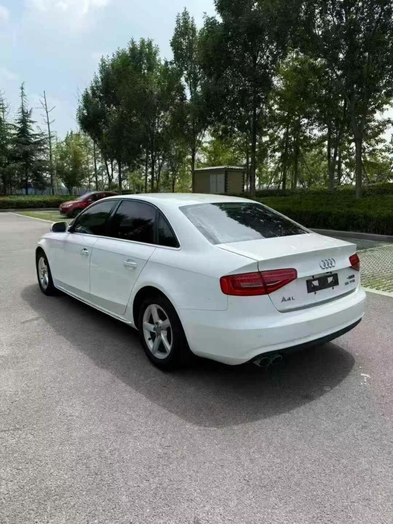 15年荷泽奥迪A4L