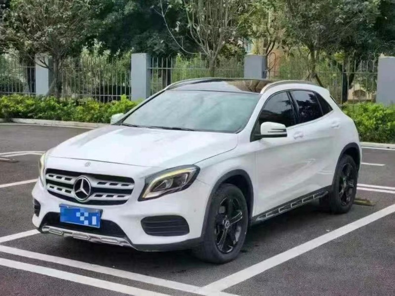 20年金华奔驰GLA