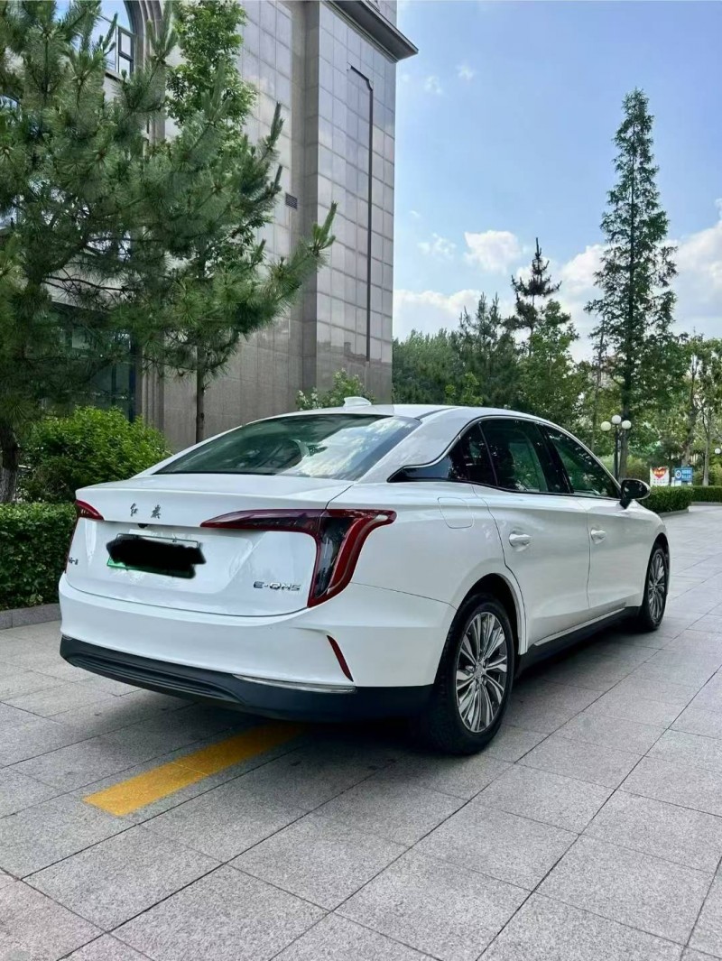 25年烟台红旗E-QM5