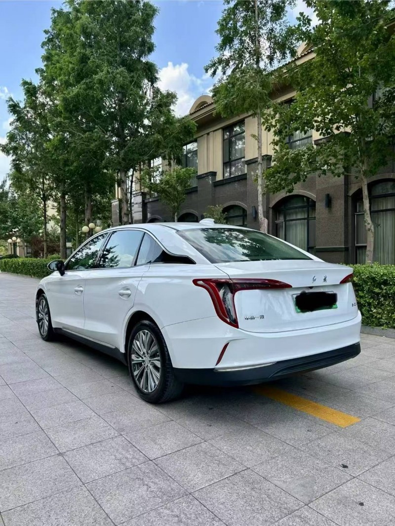 25年烟台红旗E-QM5