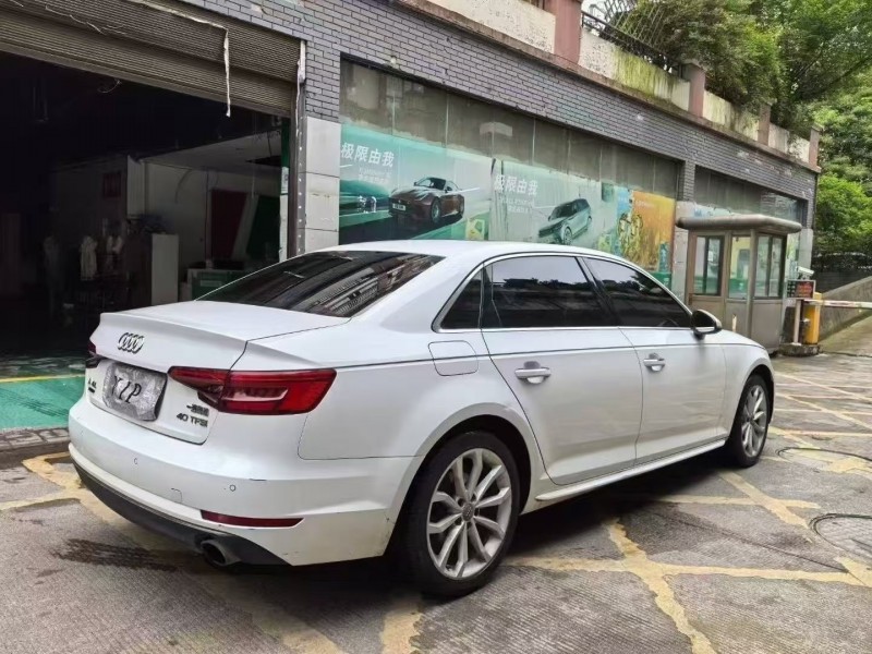 17年贵阳奥迪A4L