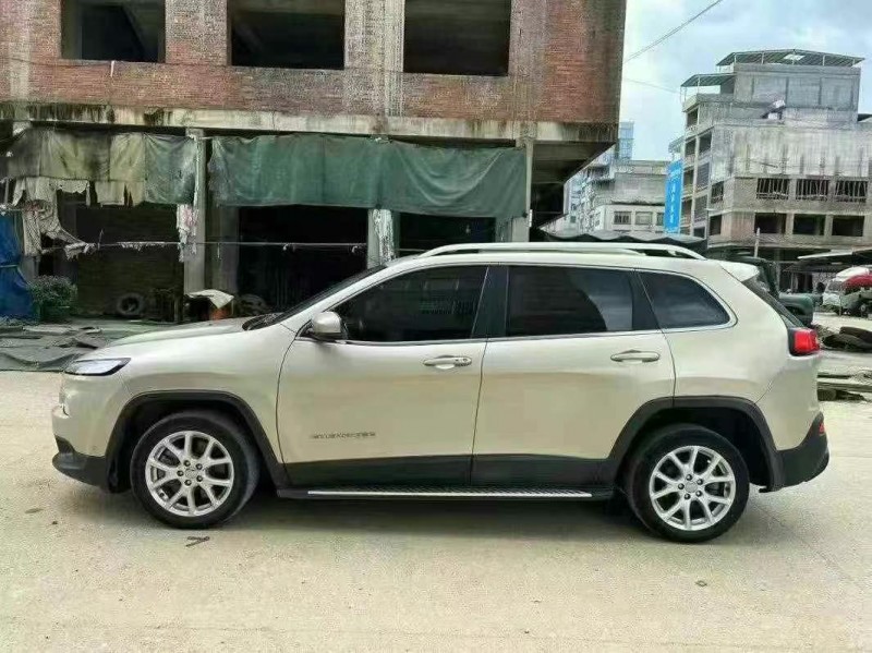 16年九江Jeep自由光