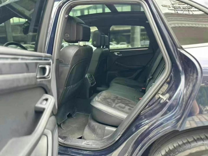 21年汕头保时捷Macan