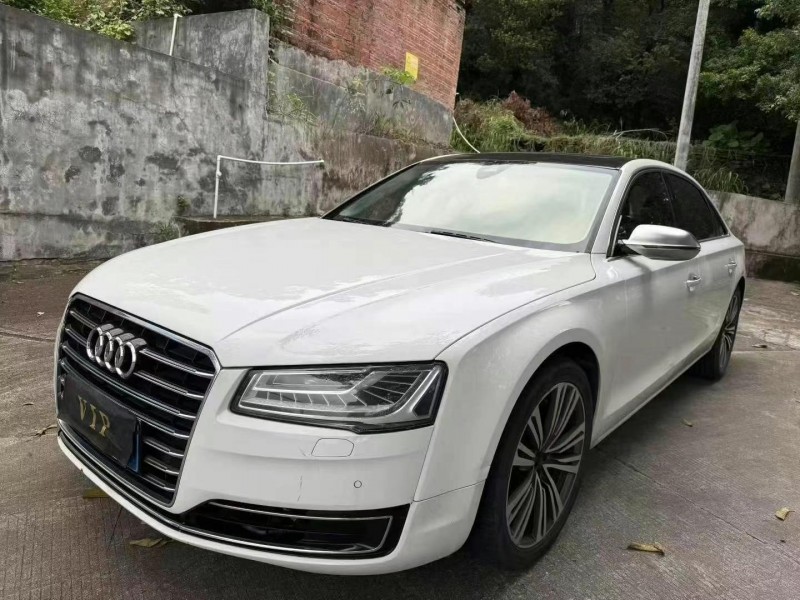 13年肇庆奥迪A8L