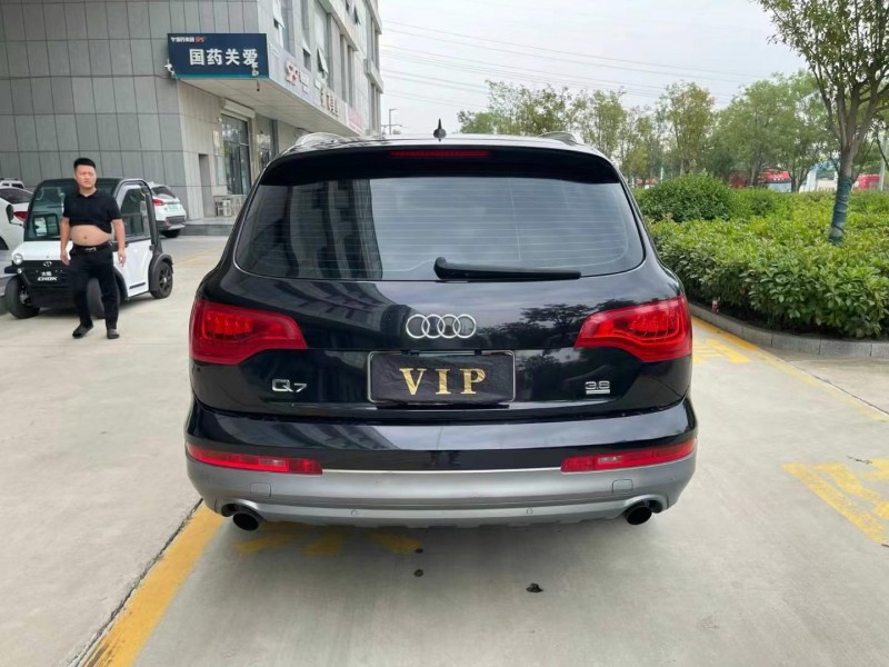 10年泰安奥迪Q7