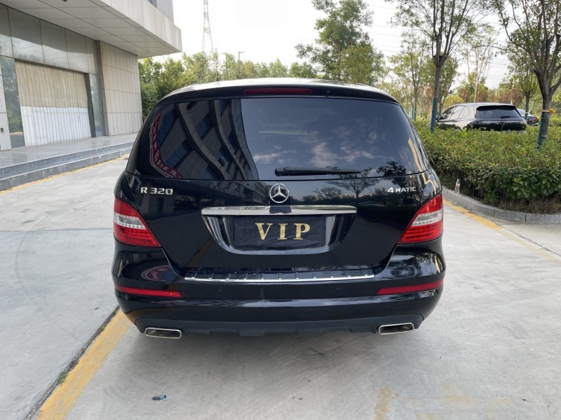 17年济宁奔驰R