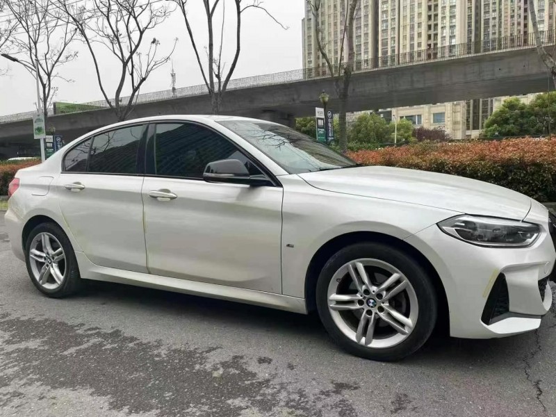 21年襄阳宝马1系