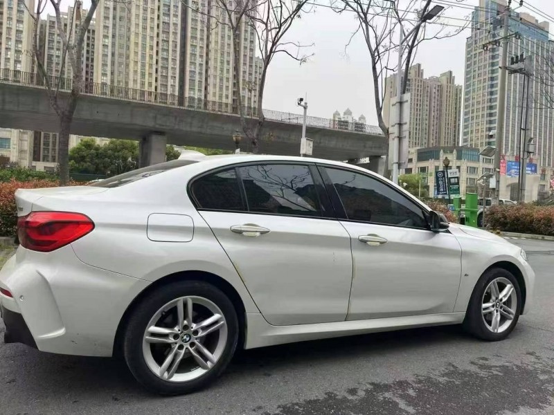 21年襄阳宝马1系