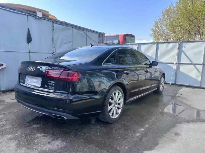 17年青岛奥迪A6L