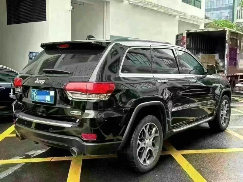 20年深圳Jeep大切诺基