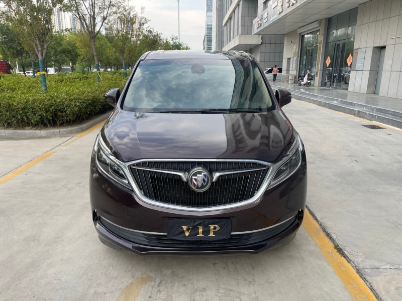 18年济宁别克GL8