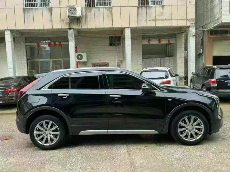 22年桂林凯迪拉克XT4