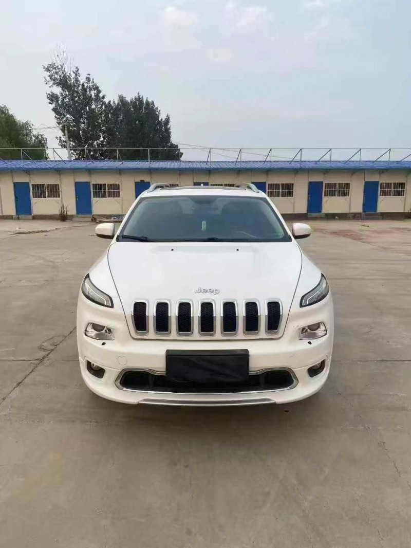17年荷泽Jeep自由光