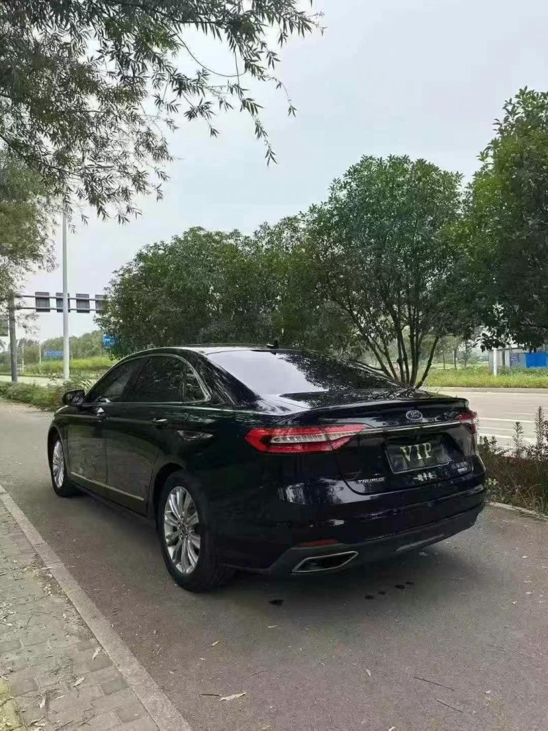 20年潍坊福特金牛座