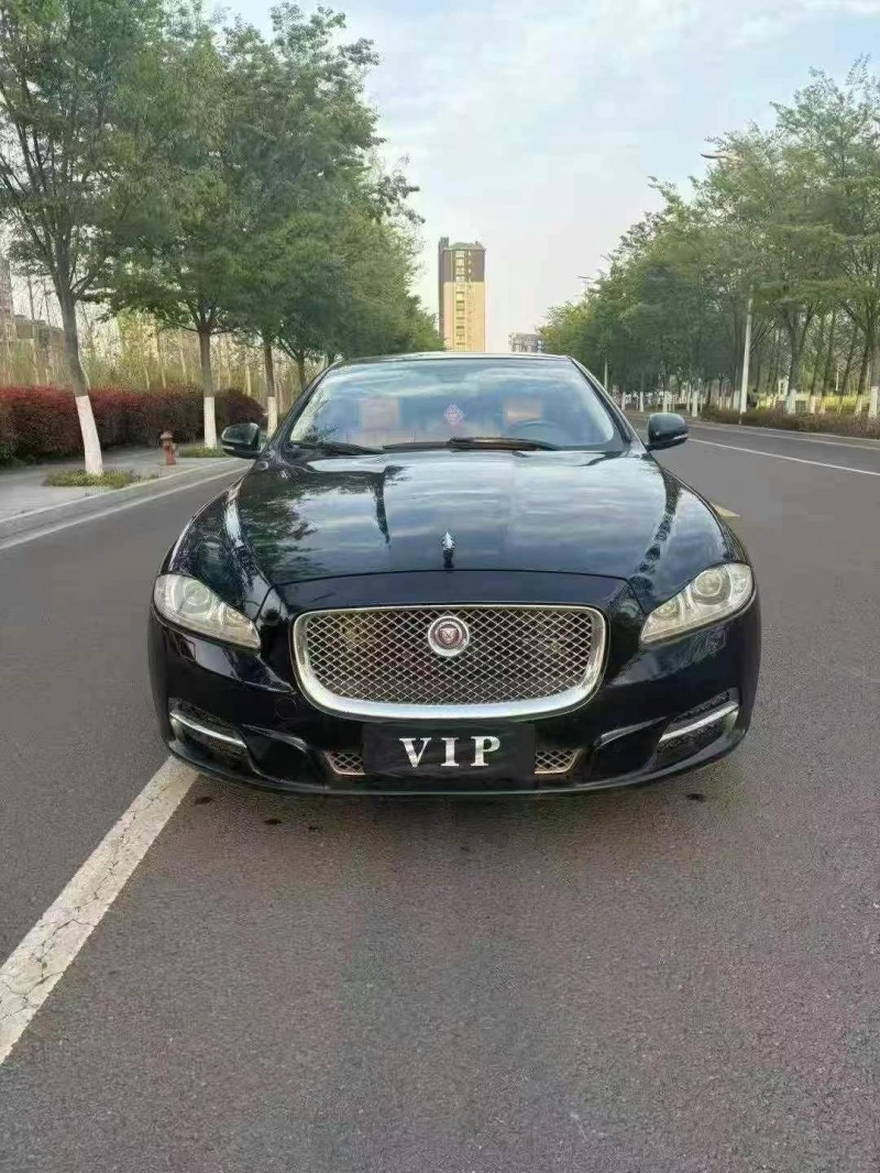 15年淮安捷豹XJL