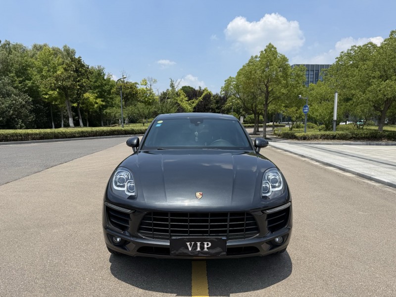 18年盐城保时捷Macan
