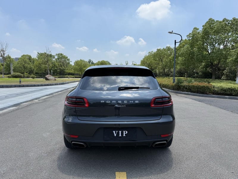 18年盐城保时捷Macan