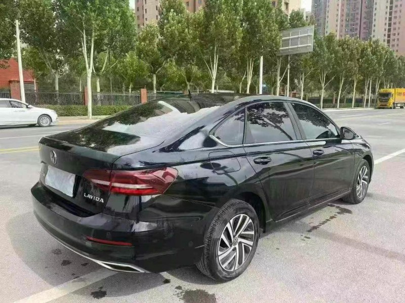 22年郑州大众朗逸